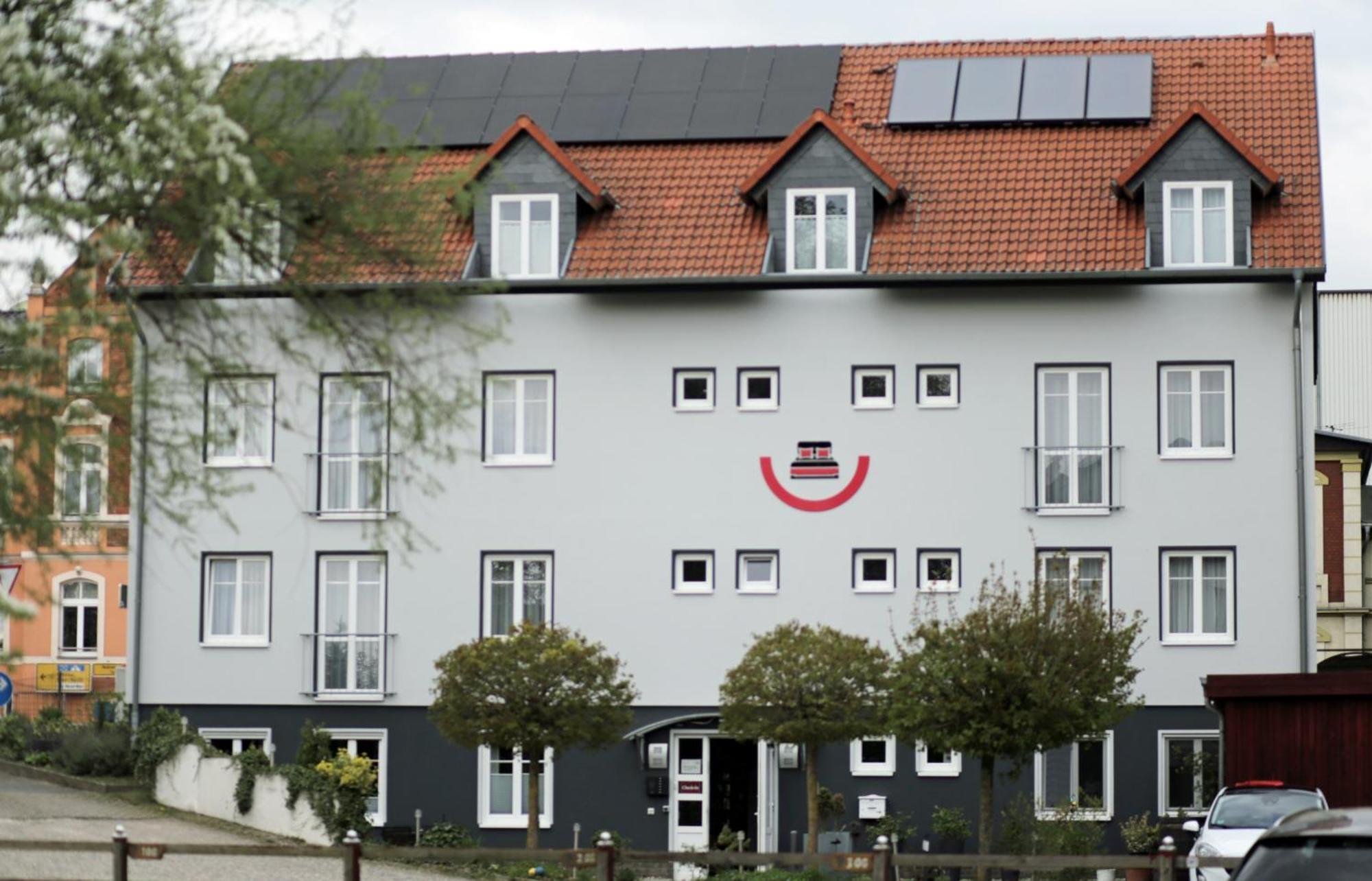 Hotel Zur Sonne 바렌 외부 사진